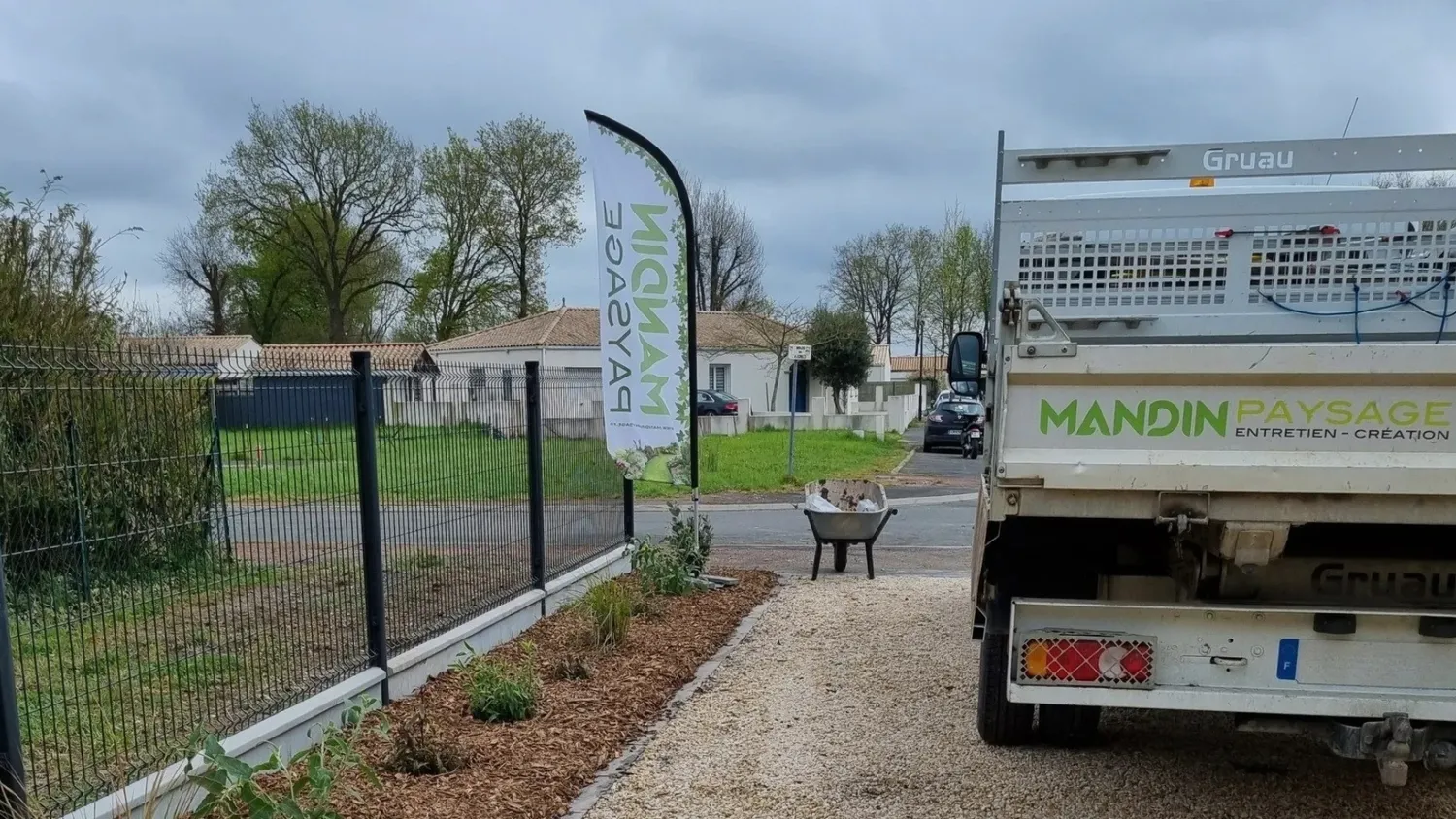 maconnerie paysagere saint gilles croix de vie